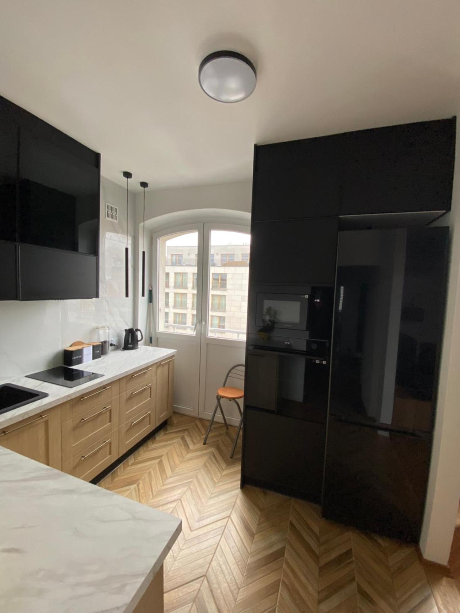 Ohmyhome - Plac Pieciu Rogow - Centrum Warszawa Zewnętrze zdjęcie